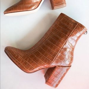 Chinese Laundry Katarina Boots